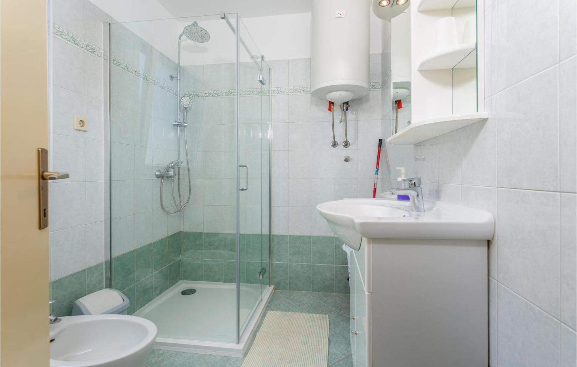 Lovely Apartment In Krk With Kitchen Brzac Zewnętrze zdjęcie